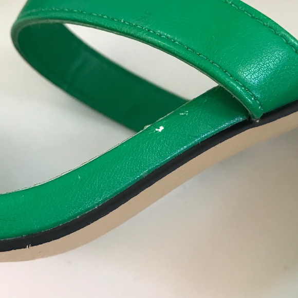 BAMBOO Premiere Slip On Triangle Heeled Mule Sandal Shoe Green Women’s Size 6.5 - Picture 16 of 16